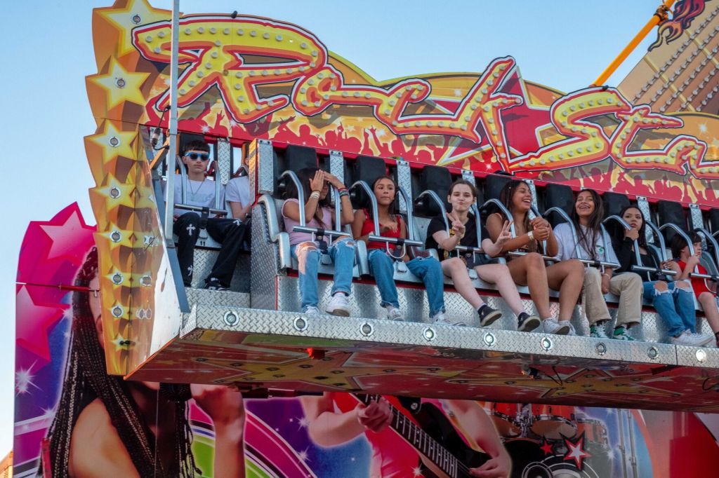 Davis Shows Northwest carnival wristbands can be purchased with a presale discount.