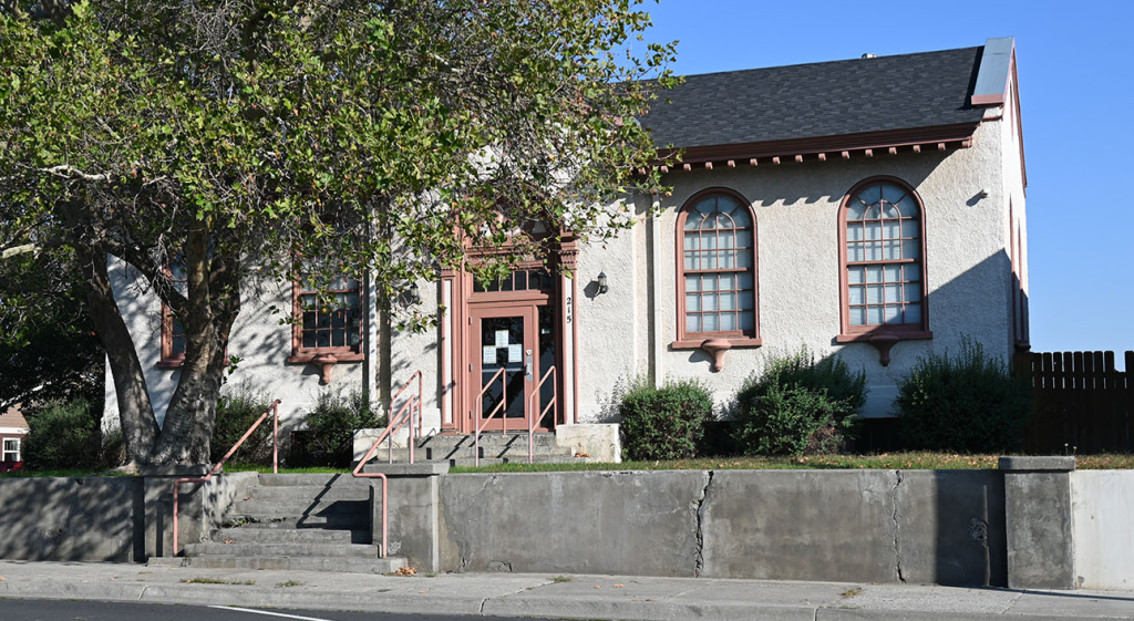 Future of Hermiston Carnegie building