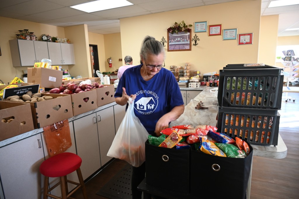 Shutdown fears stressing out SNAP recipients